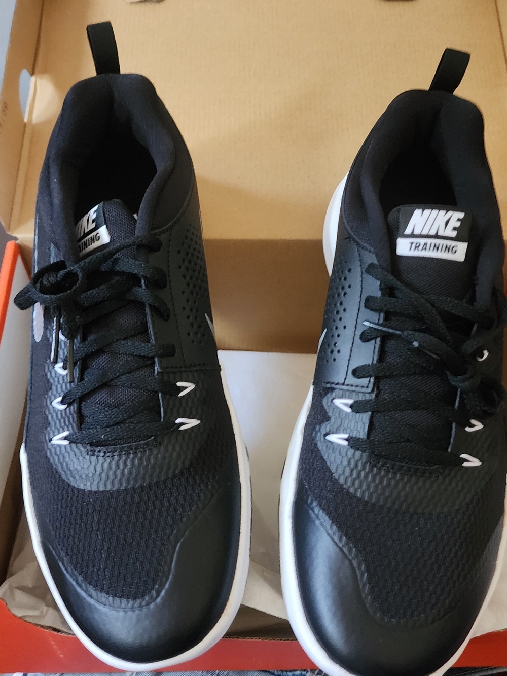 Nike Black & White 'Legend Trainer' Training Sneakers M10.5 W12 NIB